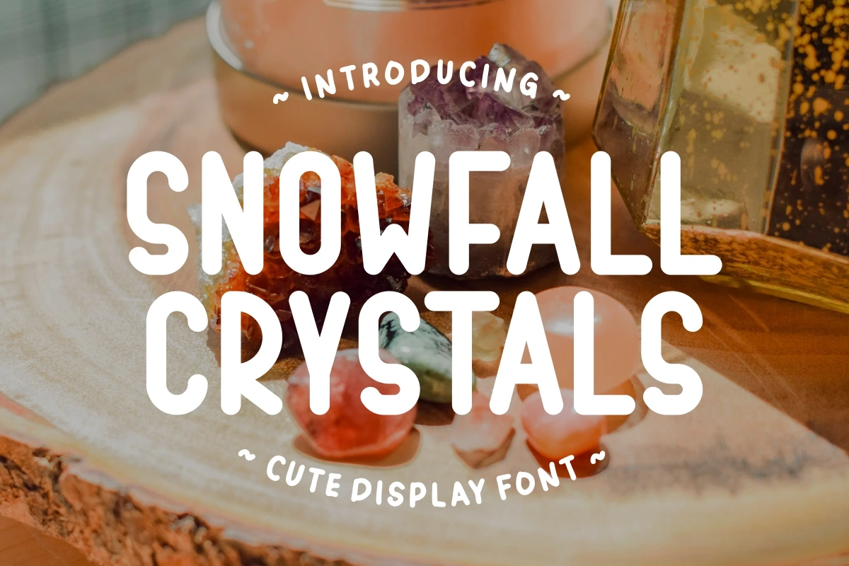 Snowfall Crystals - Cute Display Font